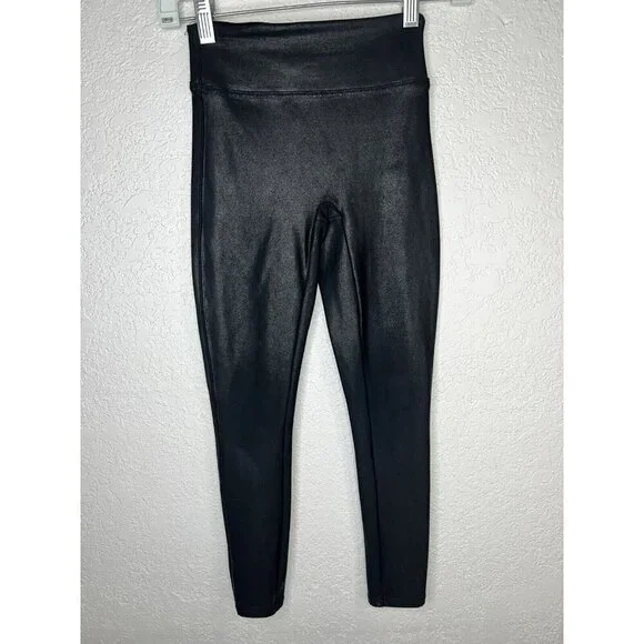 SPANX Women's Black Faux Leather Leggings Size XS Seamless Front Y - Picture 3 of 7